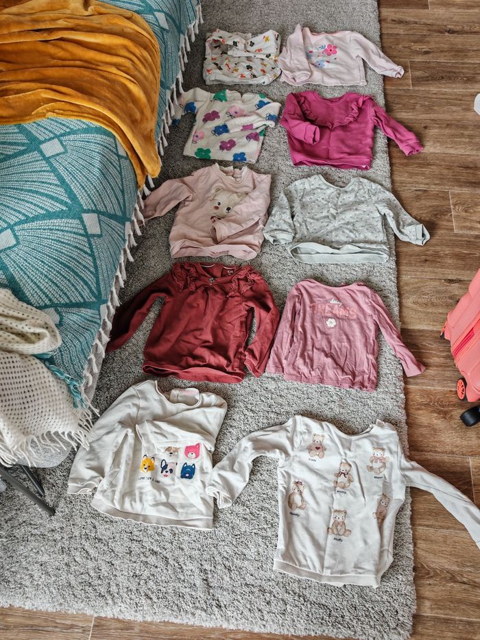 Lot de vêtements pour fille de 18 mois - photo numéro 2