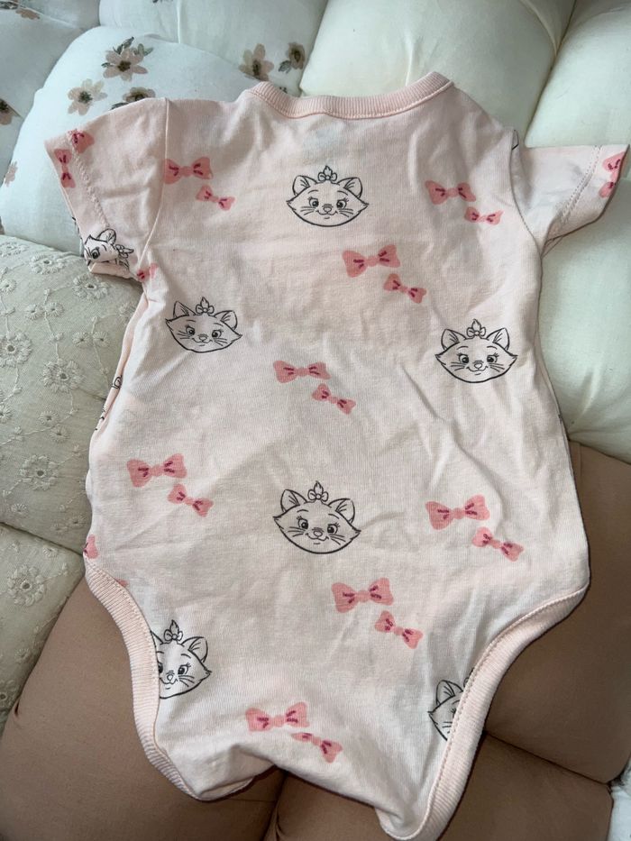 Lot de 3 body Disney taille 1 mois - photo numéro 4