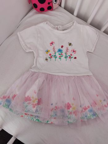 Robe taille 9-12 mois ( 80 cms)