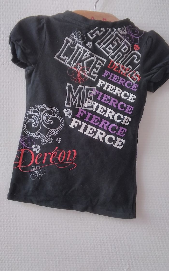 T-shirt noir avec inscriptions . Marque: Deréon - photo numéro 3