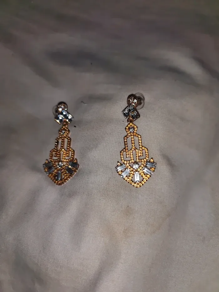 Paire de boucles d'oreilles - photo numéro 2