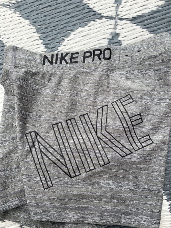 Short nike pro S - photo numéro 3