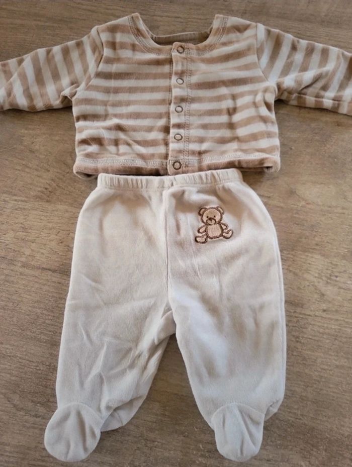 Pyjama 2 pièces bébé 1mois - photo numéro 3
