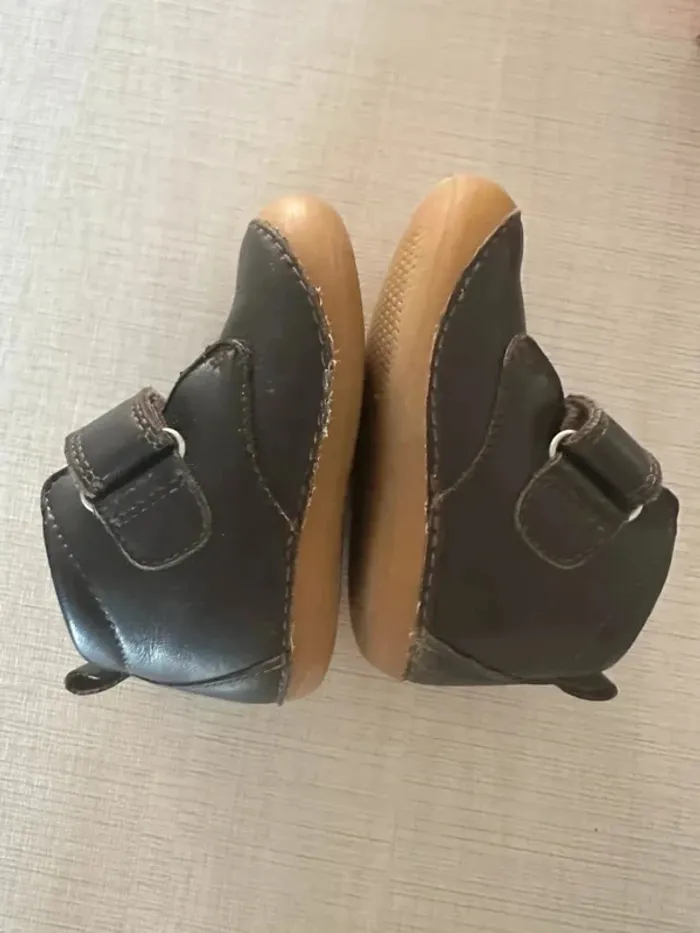Chaussures cuir bébé kickers sabio Taille 20 - photo numéro 7