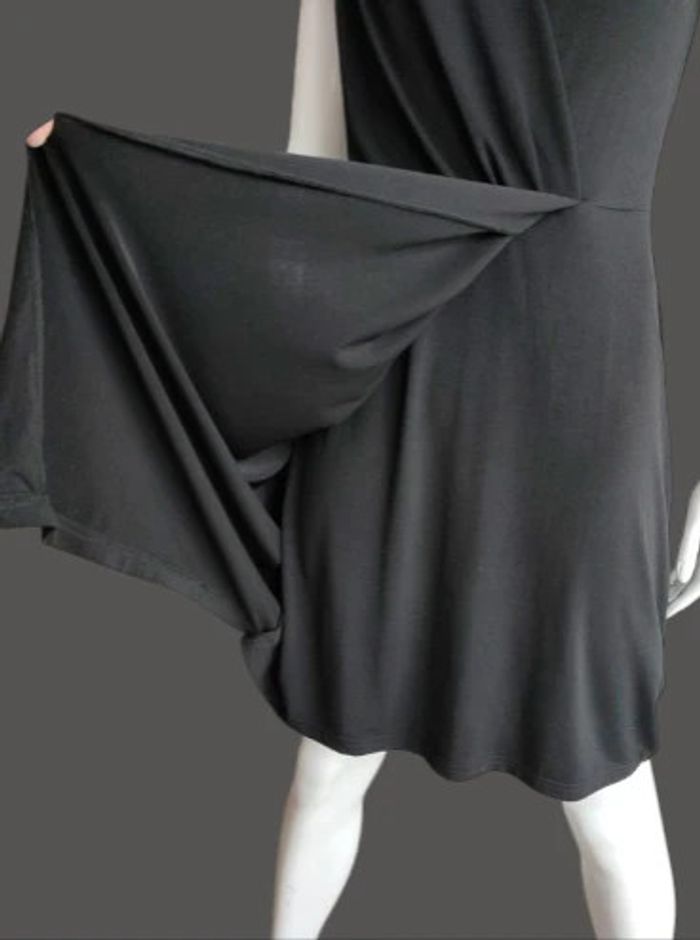 Robe fluide croisée effet portefeuille - photo numéro 3