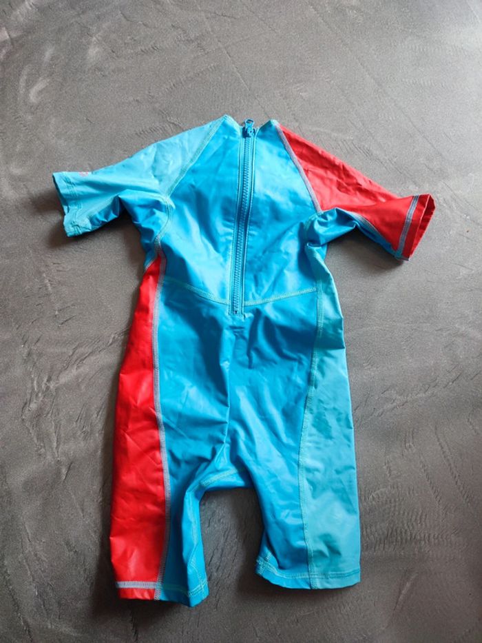 Maillot de bain combinaison garçon 4 ans - photo numéro 3