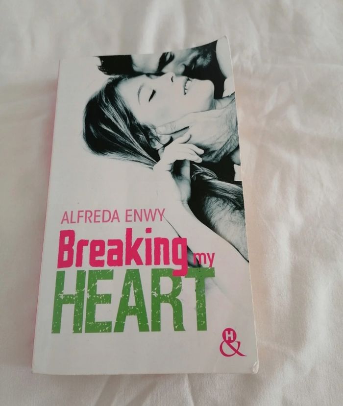 Livre breaking my heart