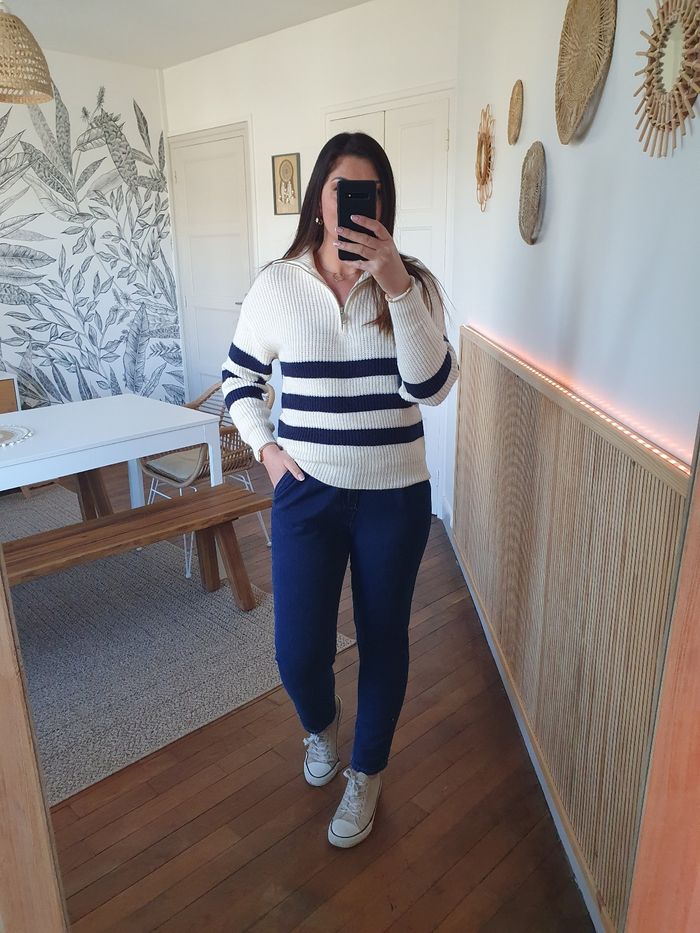 Jean mom Cambrai bleu brut foncé 
Taille 38 - photo numéro 5