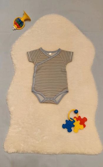 1Euro _ Bodie Cache-Cœur à manches courtes & à rayures T. 6 Mois 💮 100% Coton