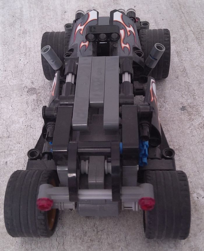 Lego technic   42046  ( voiture) - photo numéro 4