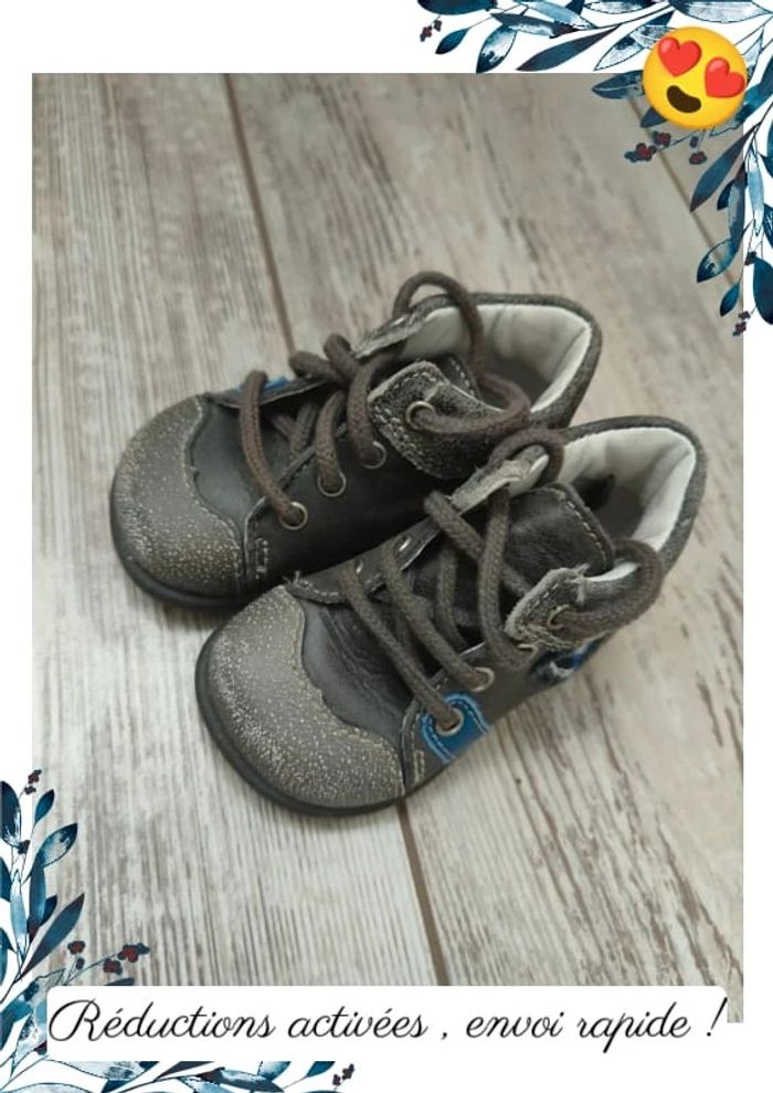 Chaussures bébé taille 18 - photo numéro 3