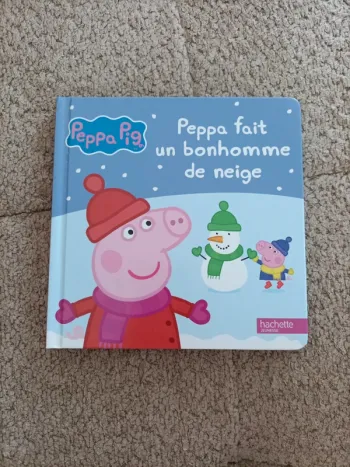 Livre cartonné Peppa pig : Peppa fait un bonhomme de neige