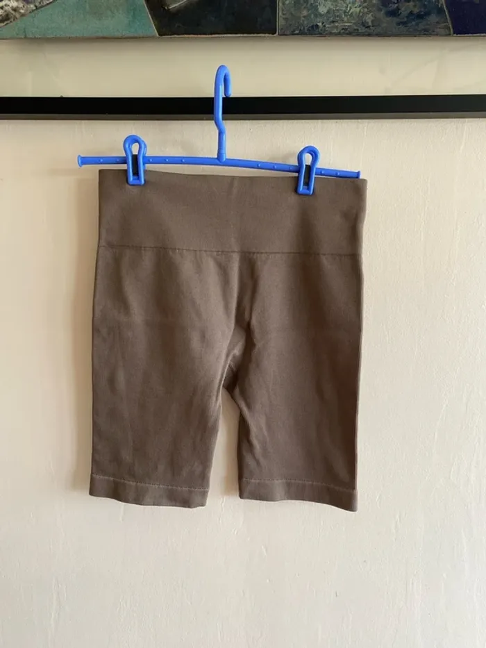 short de sport - photo numéro 3