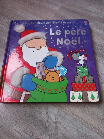 livre le père noël cartonné avec matières différentes à toucher