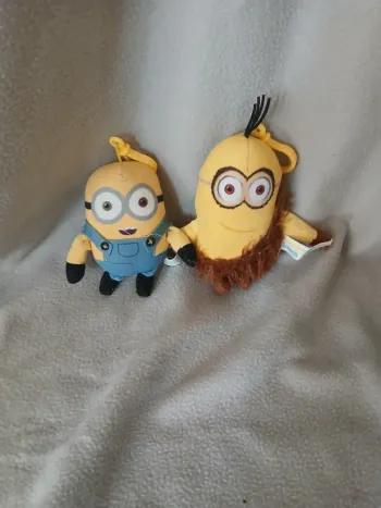 Lot peluche minions
