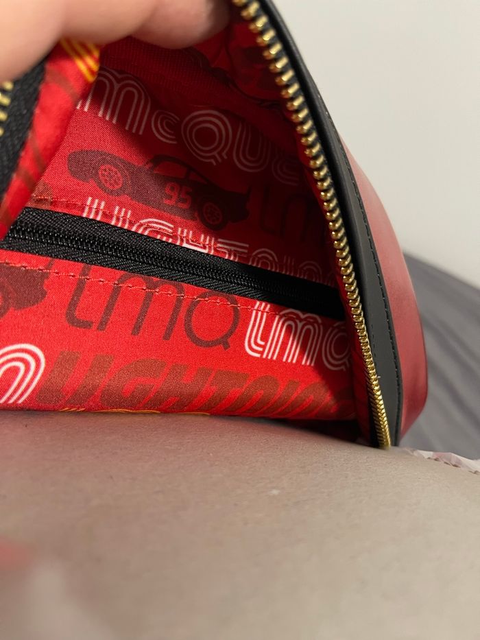 Loungefly Disney Pixar Cars Metallic Lightning McQueen Cosplay Mini Backpack USA - photo numéro 4