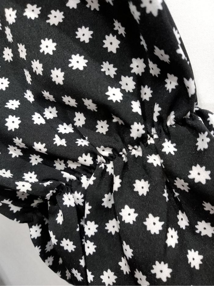 Robe maxi noire et blanche grande taille 48 col V, manches longues, élégante - photo numéro 8