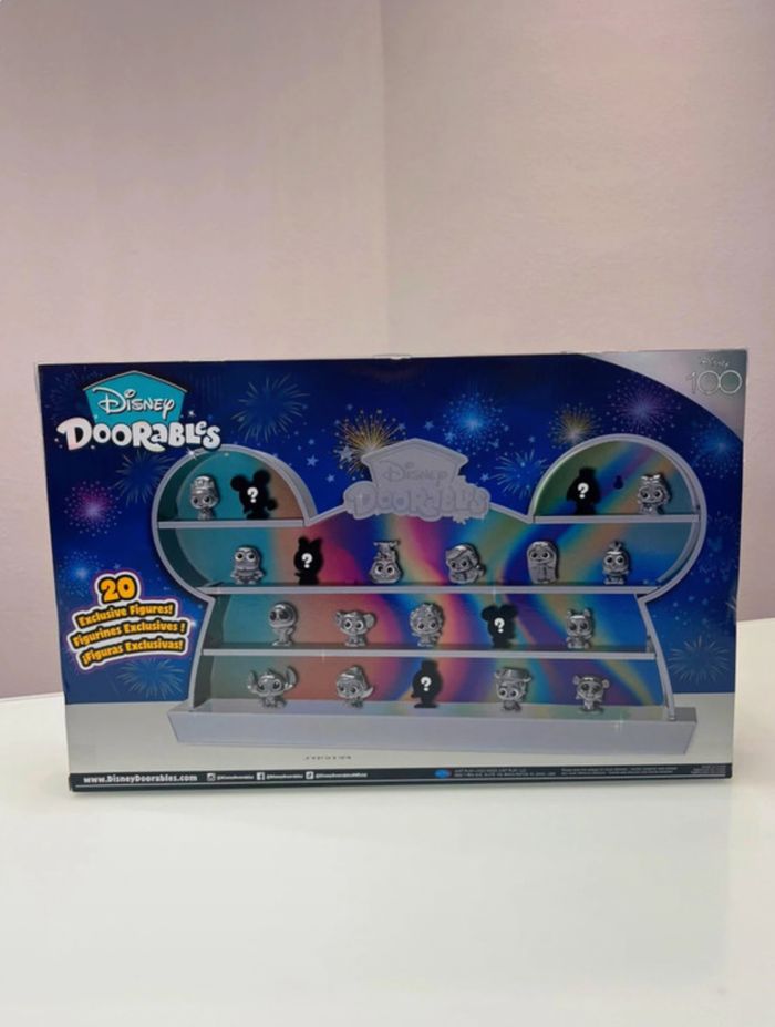 Coffret Collector Disney Doorables 100 ans ensemble de fête de l’émerveillement - photo numéro 2