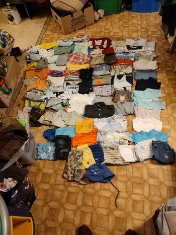Très gros lot 88 vêtements 6 mois garçon printemps-été