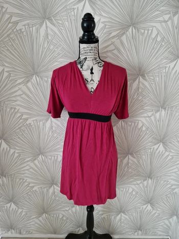 Jolie robe de maternité envie de fraise taille 36