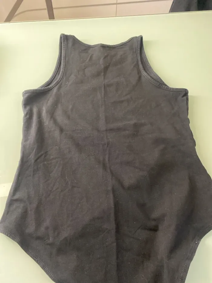 Lot 2 t shirts + body - photo numéro 7