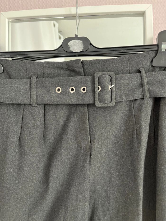 Pantalon droit gris - Jennyfer jamais porté - photo numéro 3