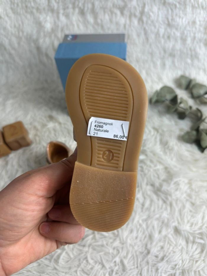 Paire de sandales Franco Romagnoli taille 21 - photo numéro 4