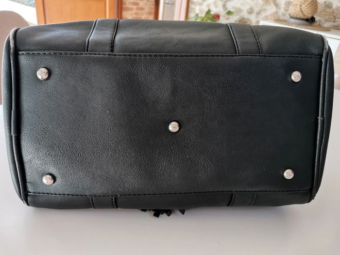Sac a main noir - photo numéro 4