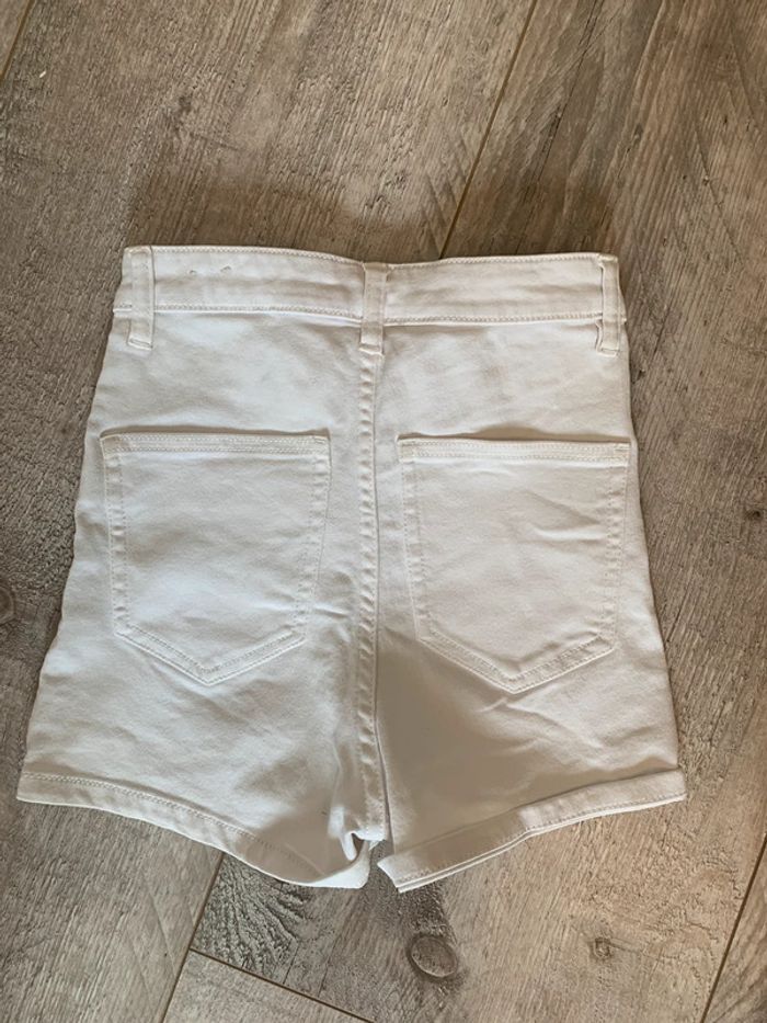 Short blanc en jean taille haute - photo numéro 2