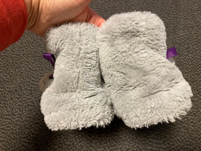 Chaussons chauds Reine des neiges 27 - photo numéro 8