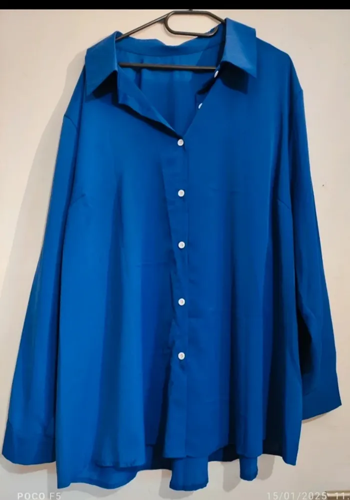Chemise bleu roi taille 5XL taille 56 - photo numéro 2
