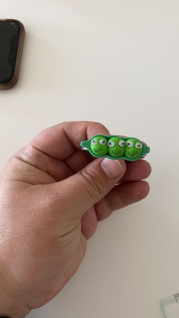 Bague fantaisie plusieurs doigts superbe pour la taille voir photo