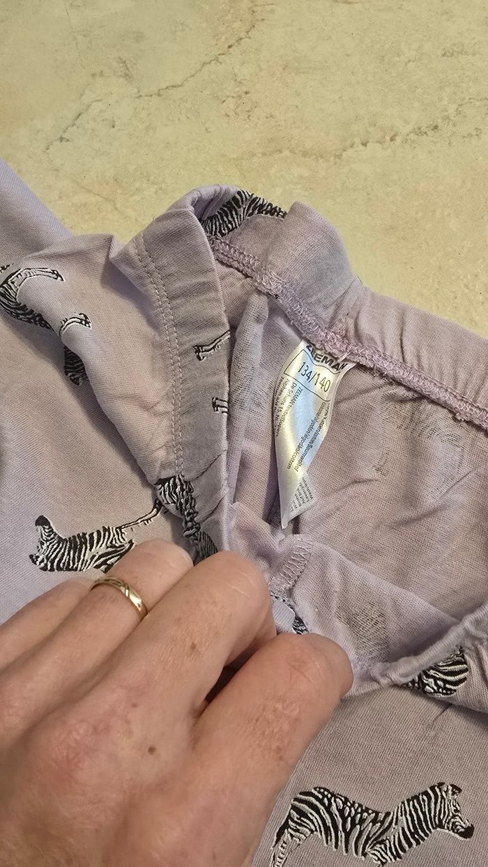 (Neufs non portés) 😍🥰🩷 pyjamas 10 ans fille 🩷🥰😍 - photo numéro 5