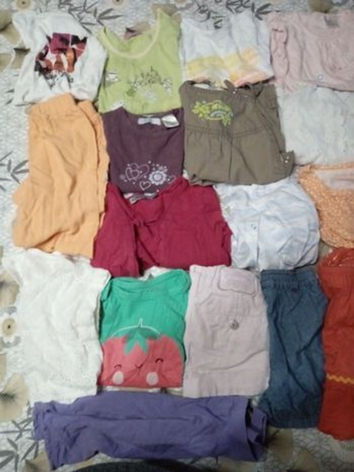 Lot 24 vêtements Fille - 2 ans - Différentes marques - photo numéro 2