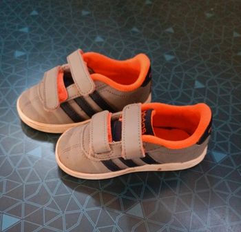 Basket taille 21 adidas