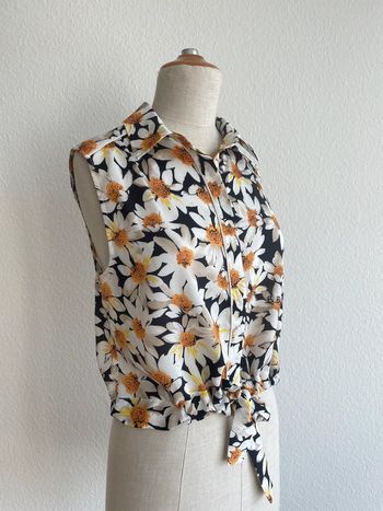 Chemise sans manches à nouer Brigitte Bardot