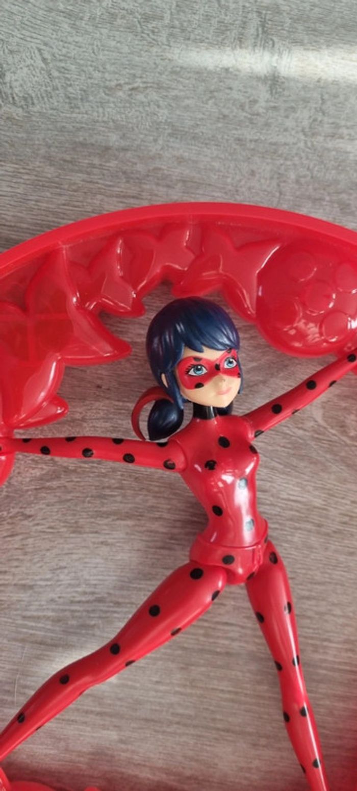 Roue Miraculous ladybug - photo numéro 3