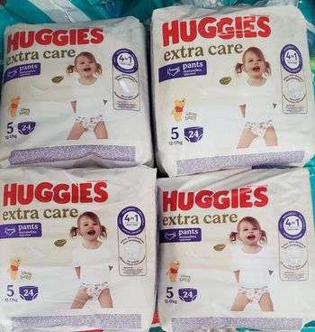 Couches Culottes HUGGIES Taille 5, 96 Culottes.