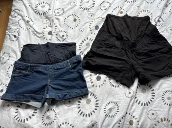 2 Shorts grossesse