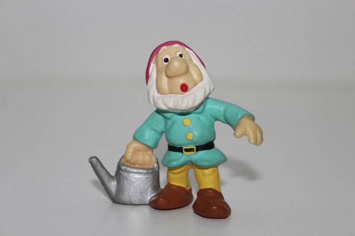 Lot Figurines  + Maison Blanche neige - Disney - photo numéro 6