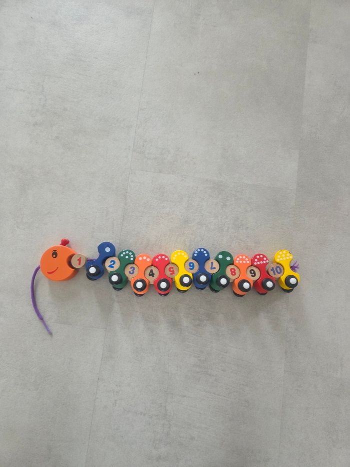 Jouet en bois a tiré