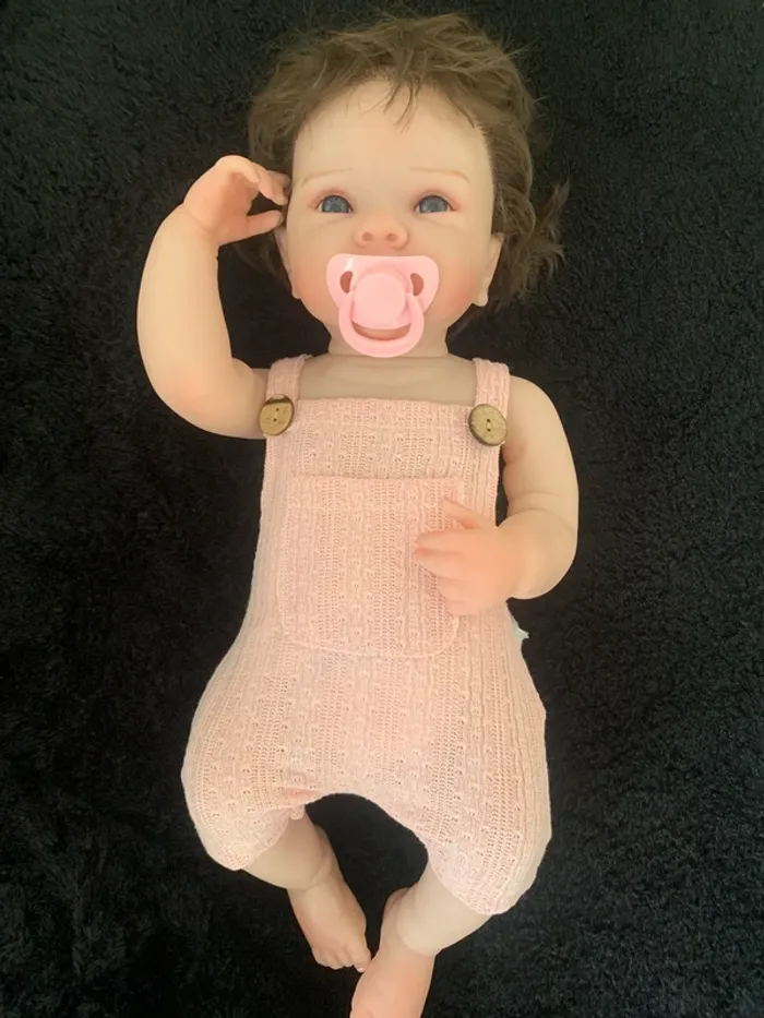 Bébé Reborn réaliste de 48 cm en vinyle souple - photo numéro 3