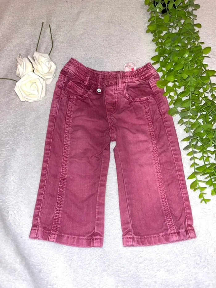 Très beau pantalon jean ikks pour bébé fille