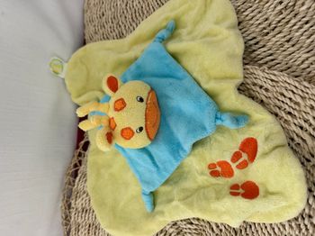 Doudou plat girafe jaune bleu orange BABY SMILE