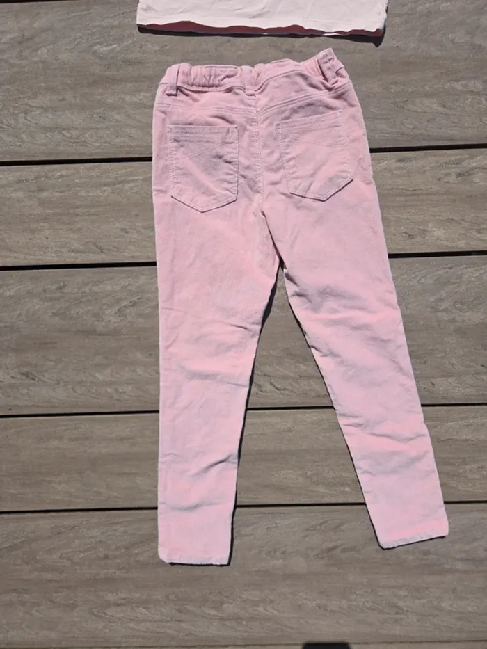 Lot pantalon velours côtelé + haut licorne 8 ans Kiabi - photo numéro 5