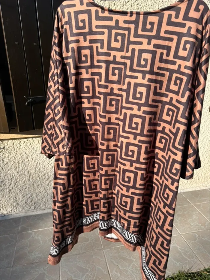 tunique neuve T 4 XL  6eu - photo numéro 2