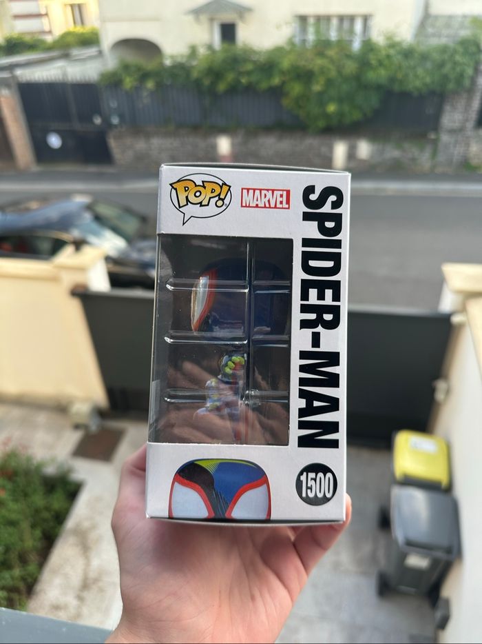 Lot de 2 Pop Spider Gwen Deco #1499 & Spider Man #1500 Deco édition limitée 7500 - photo numéro 3