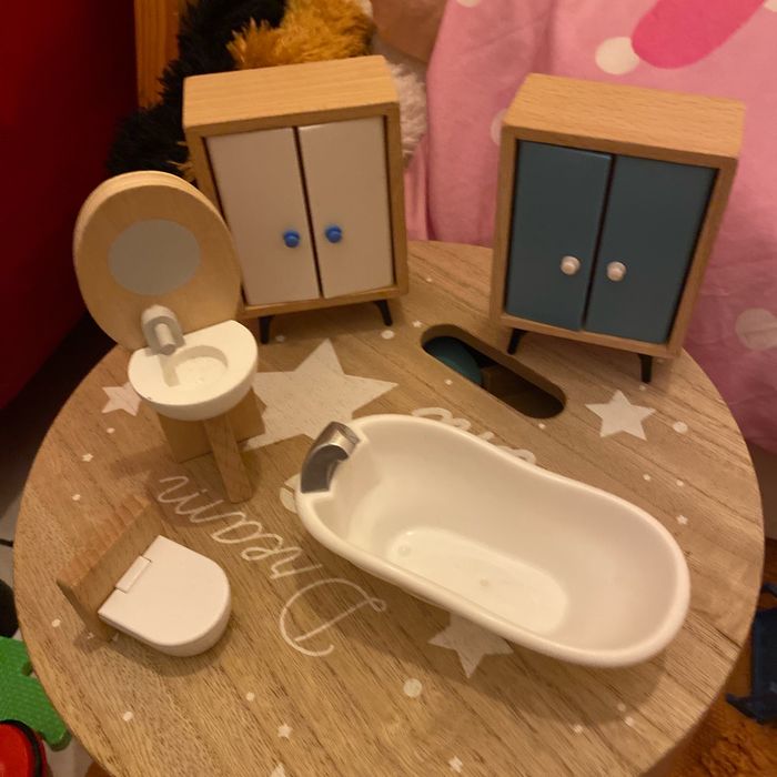 Salle de bain mobilier poupées en bois - photo numéro 7