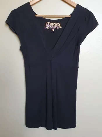 Haut fluide manches courtes noire Jennyfer taille S