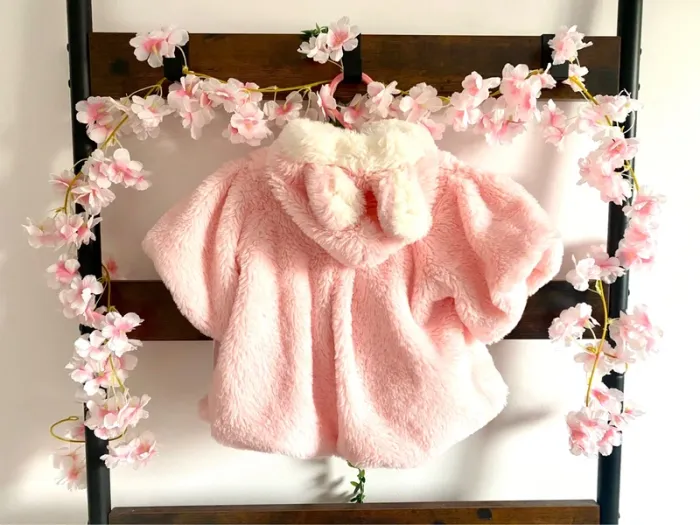 Cape poncho à capuche hiver bébé taille 3-6 mois NEUF - photo numéro 2